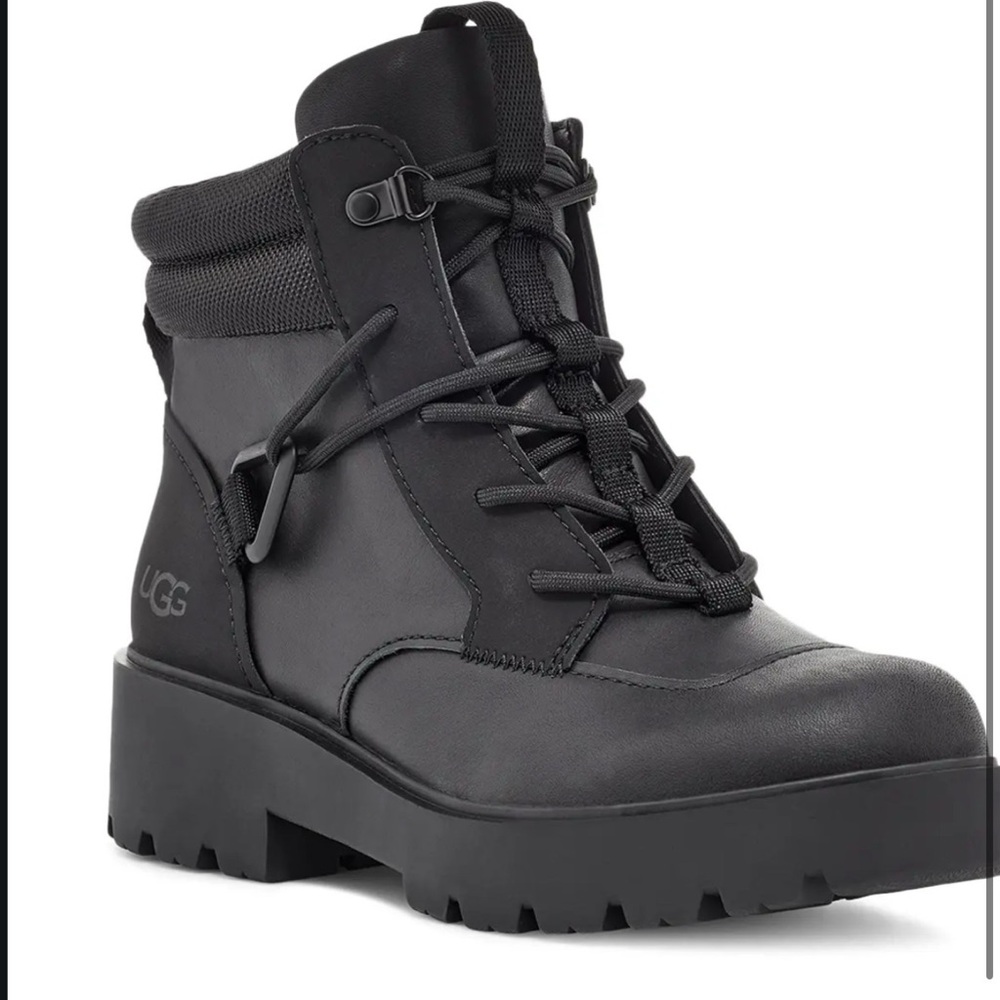 UGG Women’s Tioga Waterproof Hiker Boots, Black. Used a few times